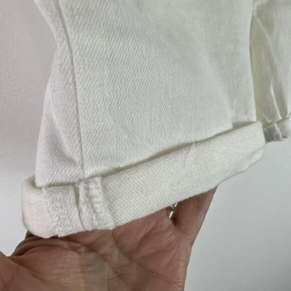 Levi’s Women's‎ 32 Mid Length Midrise Denim Shorts Stretch Off White NWT 0600